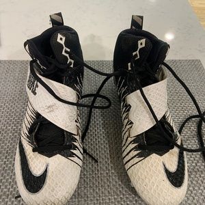 Nike women's lacrosse cleats size  8.5 black & white